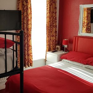 Familien-Zimmer